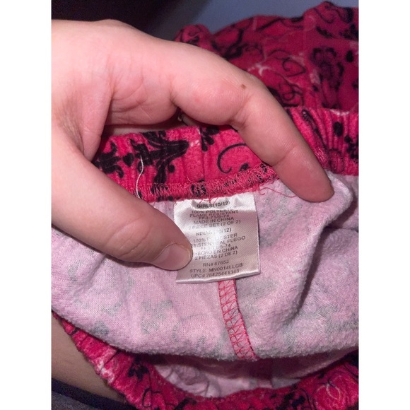 Kid’s Hot Pink Guitar Pattern Pajama Bottoms 💕 - Picture 15 of 15